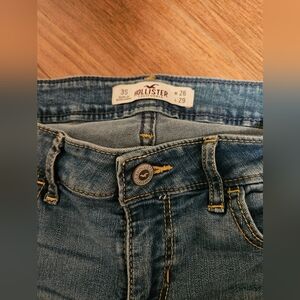 Women’s HOLLISTER JEANS SIZE 3S W26 L29